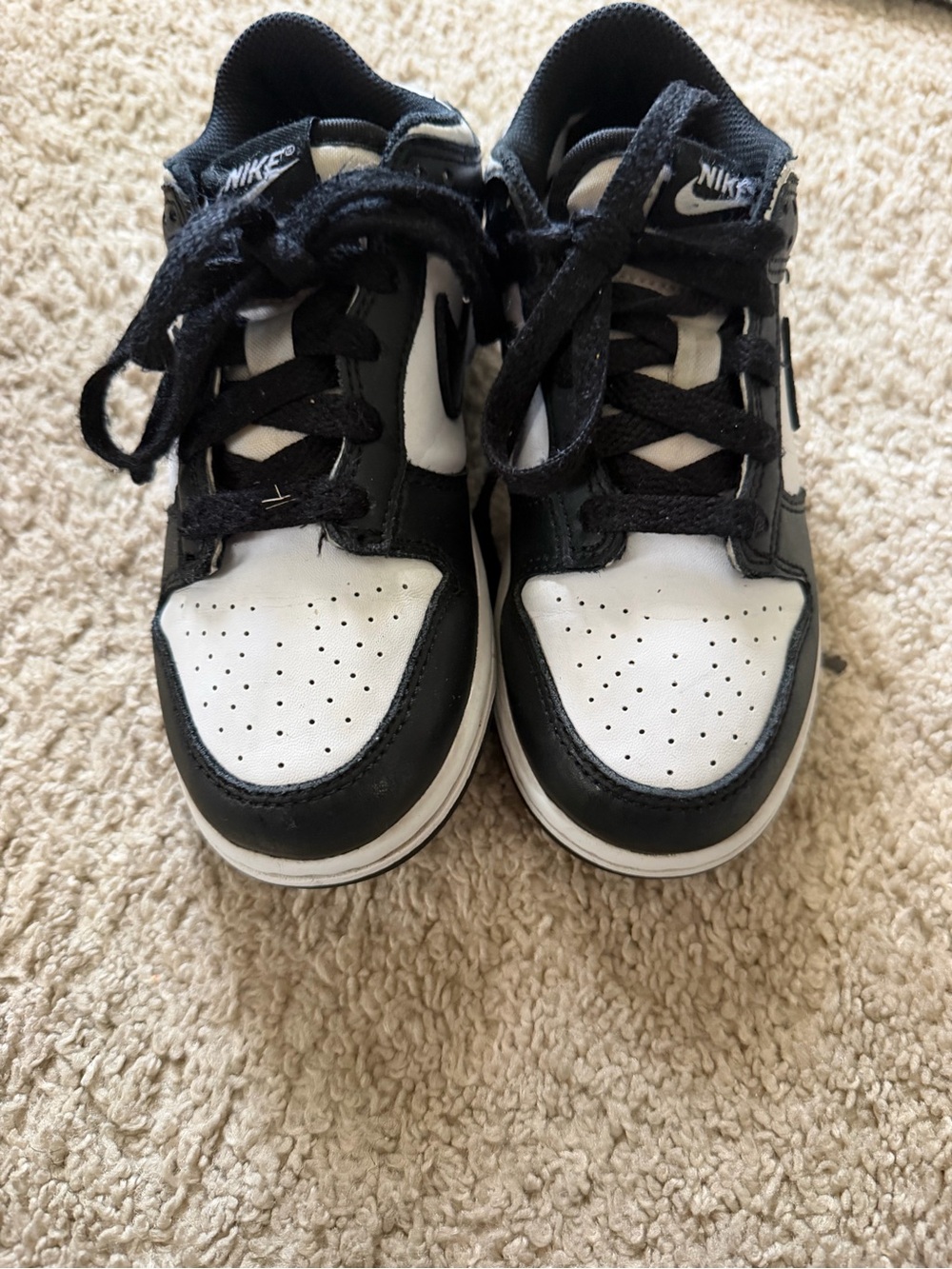 Nike Kids Black and White Low panda Nikes - Picture 3 of 4